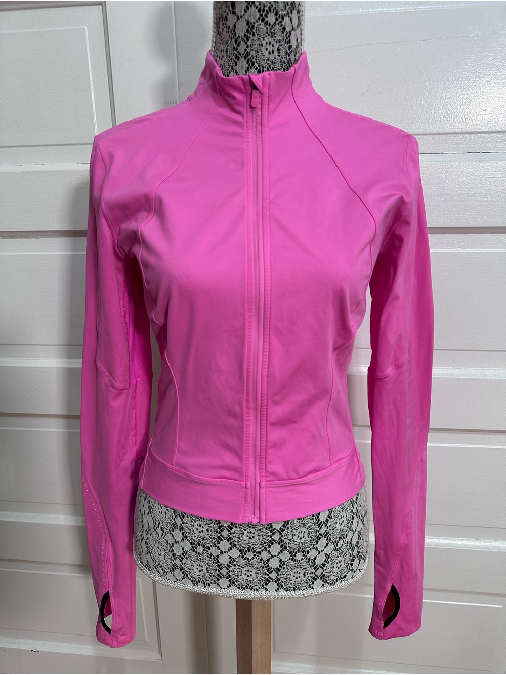 Lululemon Final Mile Jacket Size 8 Dark Prism Pink Flattering Define Fit $128